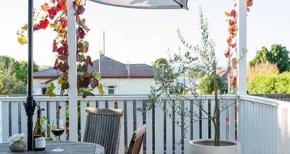 Luxe Historic River Port Stay