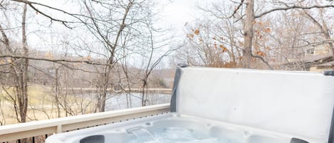 Bain à remous extérieur