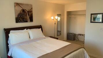 1 bedroom, iron/ironing board, free WiFi, bed sheets