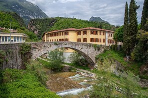 Exterior - Gufo - Navy- 100m  Near Lake, Toscolano Maderno, Italy (Toscolano Maderno)