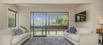 Seas the Day - Matarangi Holiday Home