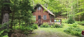 Rustic Cabin Retreat in the Heart of Southern Vermont-escape the hustle/bustle.