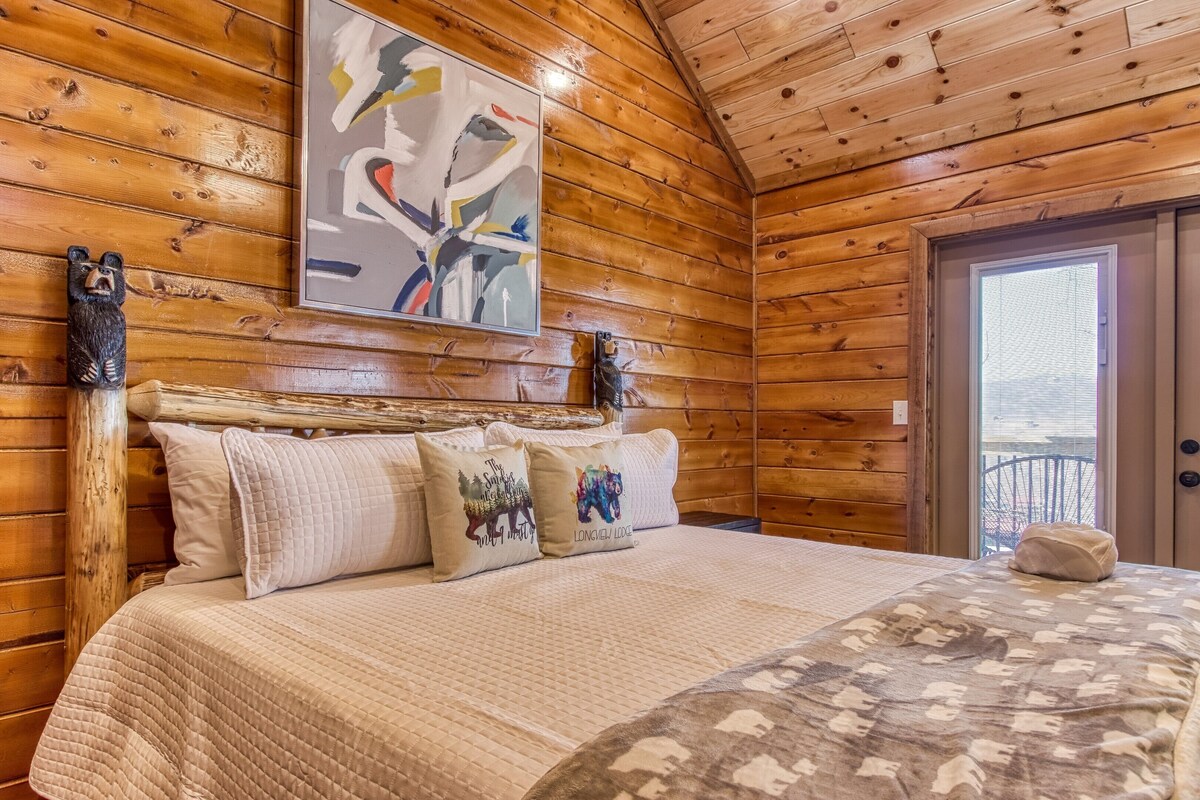 Photo 72 of Luxury LongView Lodge---Sleeps 20---Best Location in Smokies---16 Beds---Pool