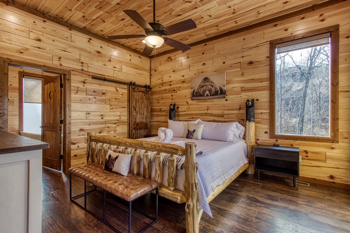 Photo 68 of Luxury LongView Lodge---Sleeps 20---Best Location in Smokies---16 Beds---Pool