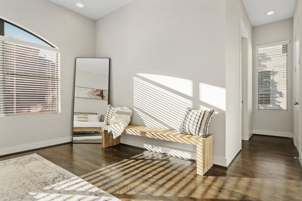 3 多间卧室、熨斗/熨衣板、免费 WiFi、床单