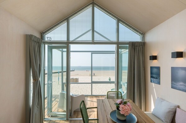 Dining - Beach House in Dishoek with BBQ and Sea Views (Koudekerke-Dishoek)