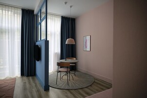 Royal Studio Suite | In-room dining