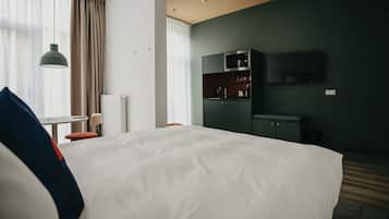 Comfort Double Room | Egyptian cotton sheets, premium bedding, memory foam beds, in-room safe