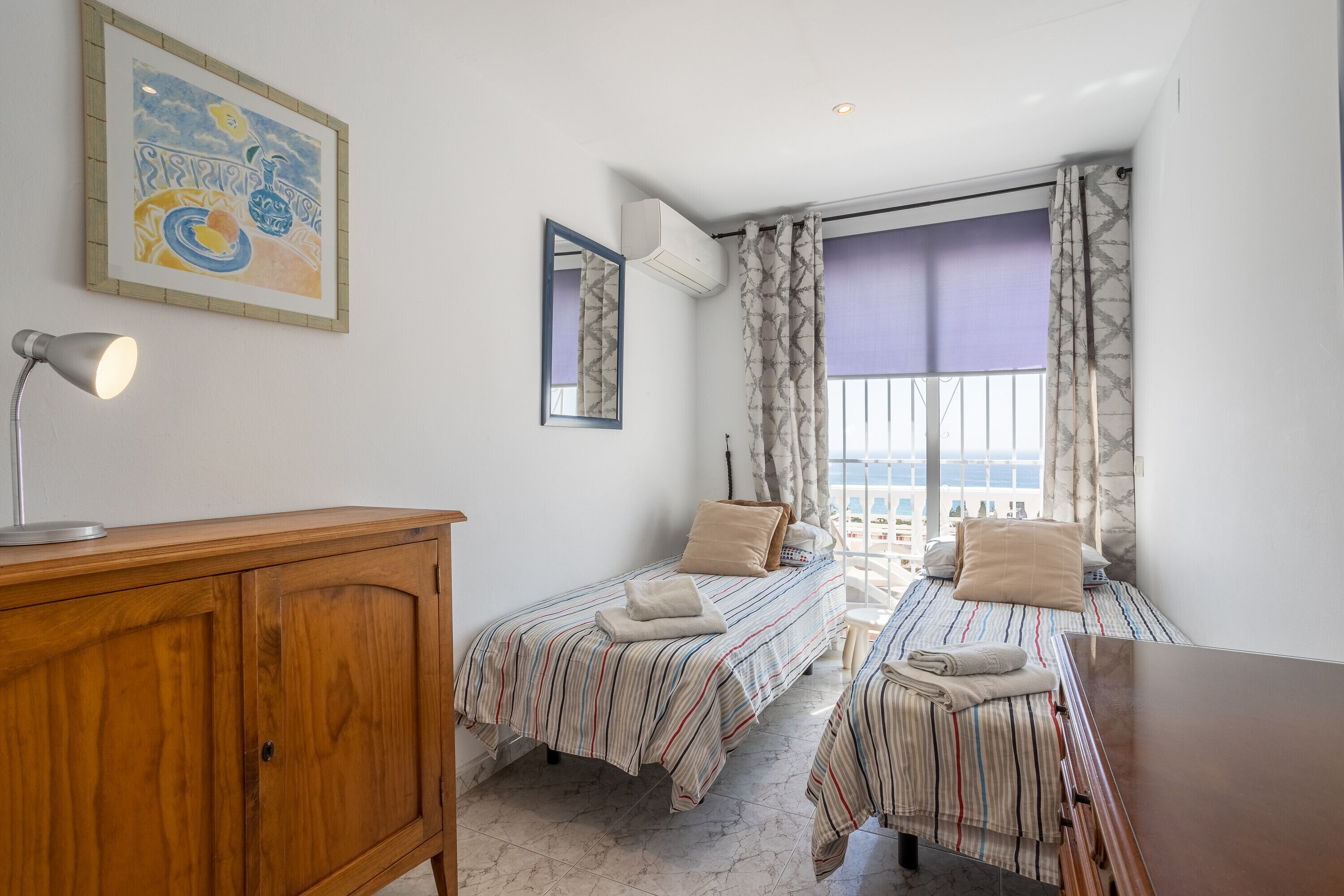 2 slaapkamers, een strijkplank/strijkijzer, gratis wifi, beddengoed