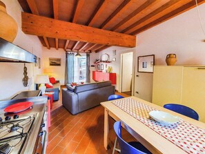 TV - Apartment 'Casa Zuccale' with Sea View, Shared Pool & Terraces (Capoliveri)