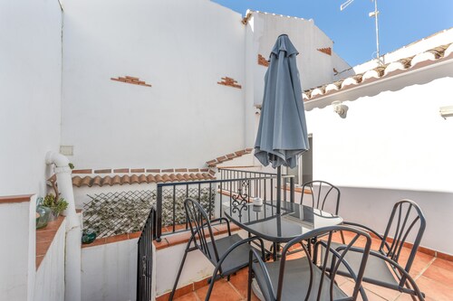 Casa Don Diego: Mountain Views, Wi-Fi, and Air Conditioning