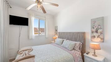 2 soverom, strykejern/-brett, wi-fi (inkludert) og sengetøy