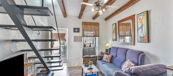 Casa Don Diego: Mountain Views, Wi-Fi, and Air Conditioning