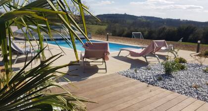 Stone house with character, fully renovated with swimming pool, sleeps 12