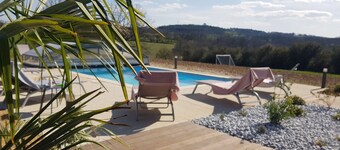 Stone house with character, fully renovated with swimming pool, sleeps 12