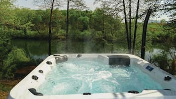 Family House, Multiple Bedrooms (House Kolpa Paradise Whirlpool And) | Outdoor spa tub