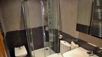 Douche, bidet