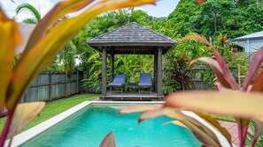 A lap pool - Belle Escapes Villa Latania Palm Cove (Palm Cove)