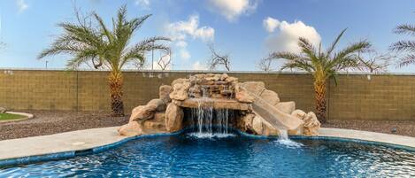 House, 4 Bedrooms | Pool | Outdoor pool, a heated pool