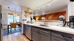 Condo, 1 Bedroom | Private kitchen | Fridge, oven, coffee/tea maker, toaster