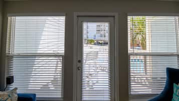 Condo, 1 Bedroom | Interior