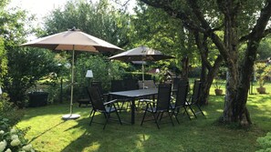 屋外ダイニングエリア