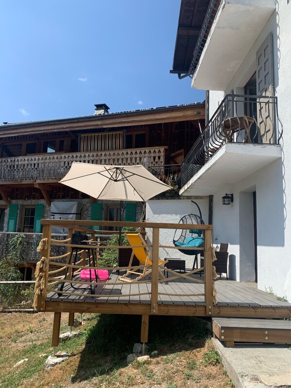 Terrace/patio - Ski / Summer Chalet in Bas Thex near Morzine (Saint-Jean-d'Aulps)