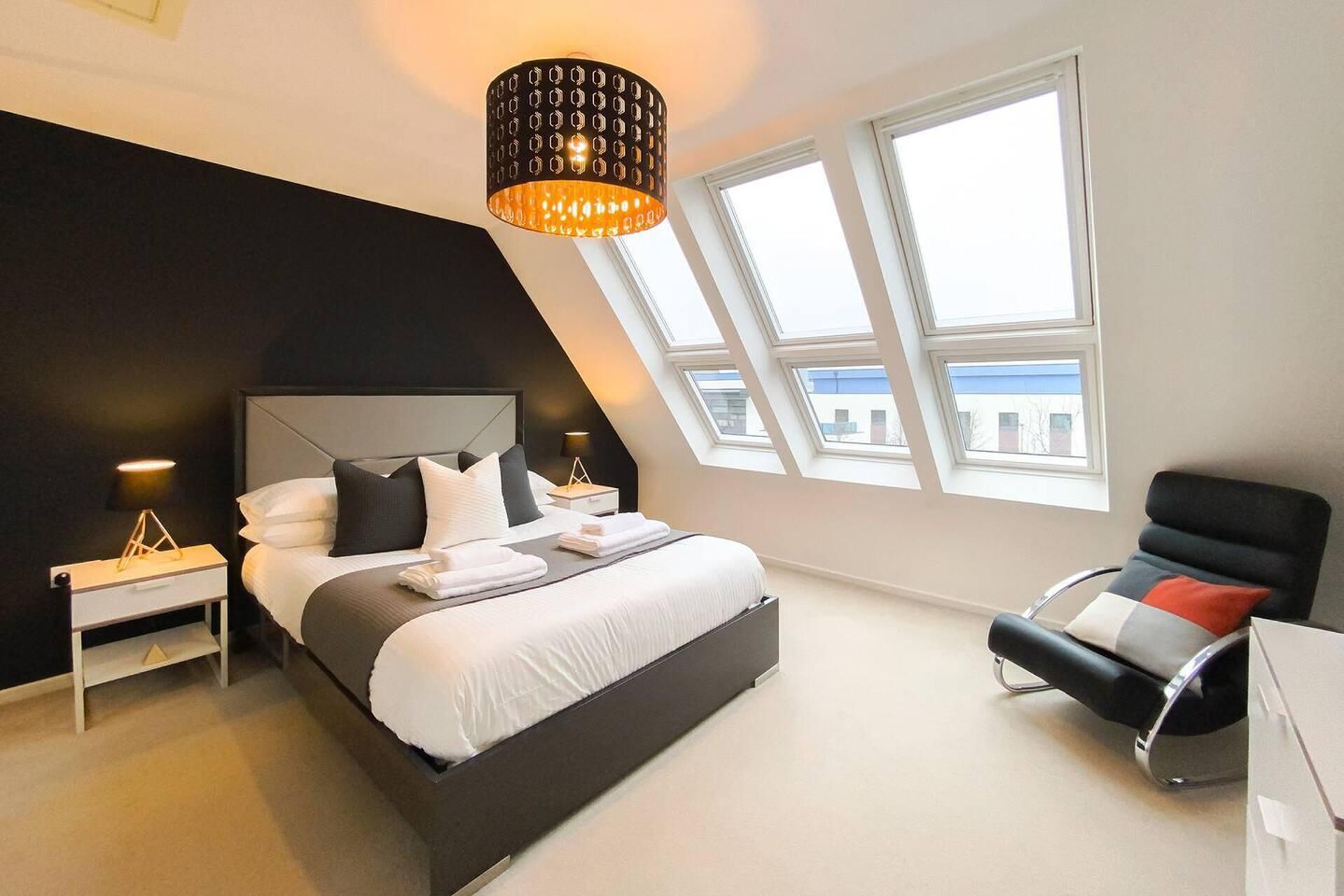 House | 4 bedrooms, iron/ironing board, free WiFi, bed sheets