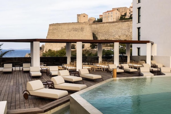 Seasonal outdoor pool