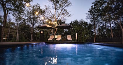 Lakeside North at Live Oak Lake | Modern Cabin