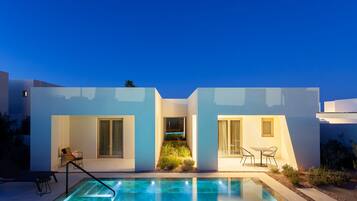 Harmonia Private Pool Bungalow | Biancheria da letto di alta qualità, minibar, una cassaforte in camera