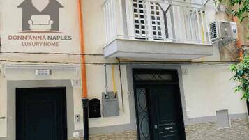 Apartment | Exterior