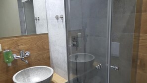 Comfort Double Room | Bathroom - Hotel Kreuzbergbaude (Markersdorf)