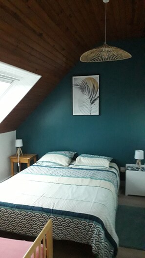 4 Schlafzimmer, Bügeleisen/Bügelbrett, Bettwäsche