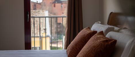 Superior Room, 1 King Bed, Kitchenette | In-room safe, desk, laptop workspace, blackout curtains