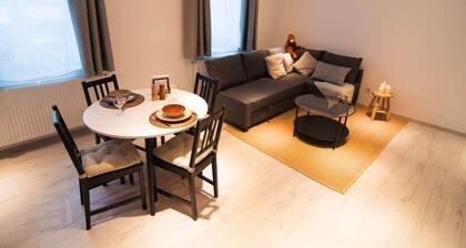 Qonroom for 4 Ntflx Kitchen Comfy Sofa