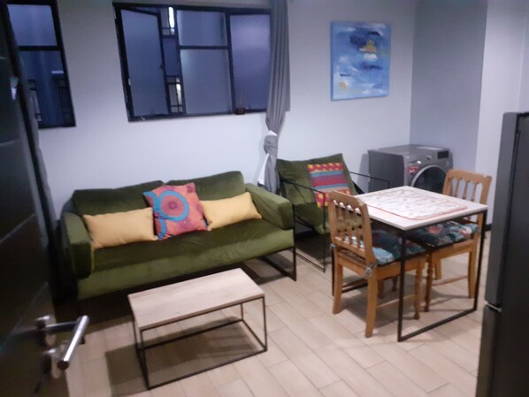 Interior - Premier Luxury 1-bed Apartment in Cape Town (Cape Town)