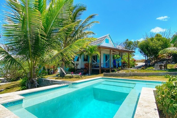 Tamarind Tree Cottage, Waterfront, pool and free kayaks