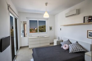 3 Schlafzimmer, Zimmersafe, Bügeleisen/Bügelbrett, kostenloses WLAN