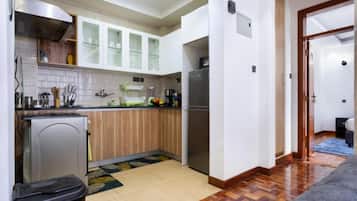 Apartment, 1 Bedroom | Private kitchen | Electric kettle