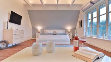 4 Schlafzimmer, Zimmersafe, Bügeleisen/Bügelbrett, Reisekinderbett