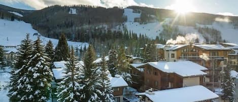 Condo, 2 Bedrooms | Exterior