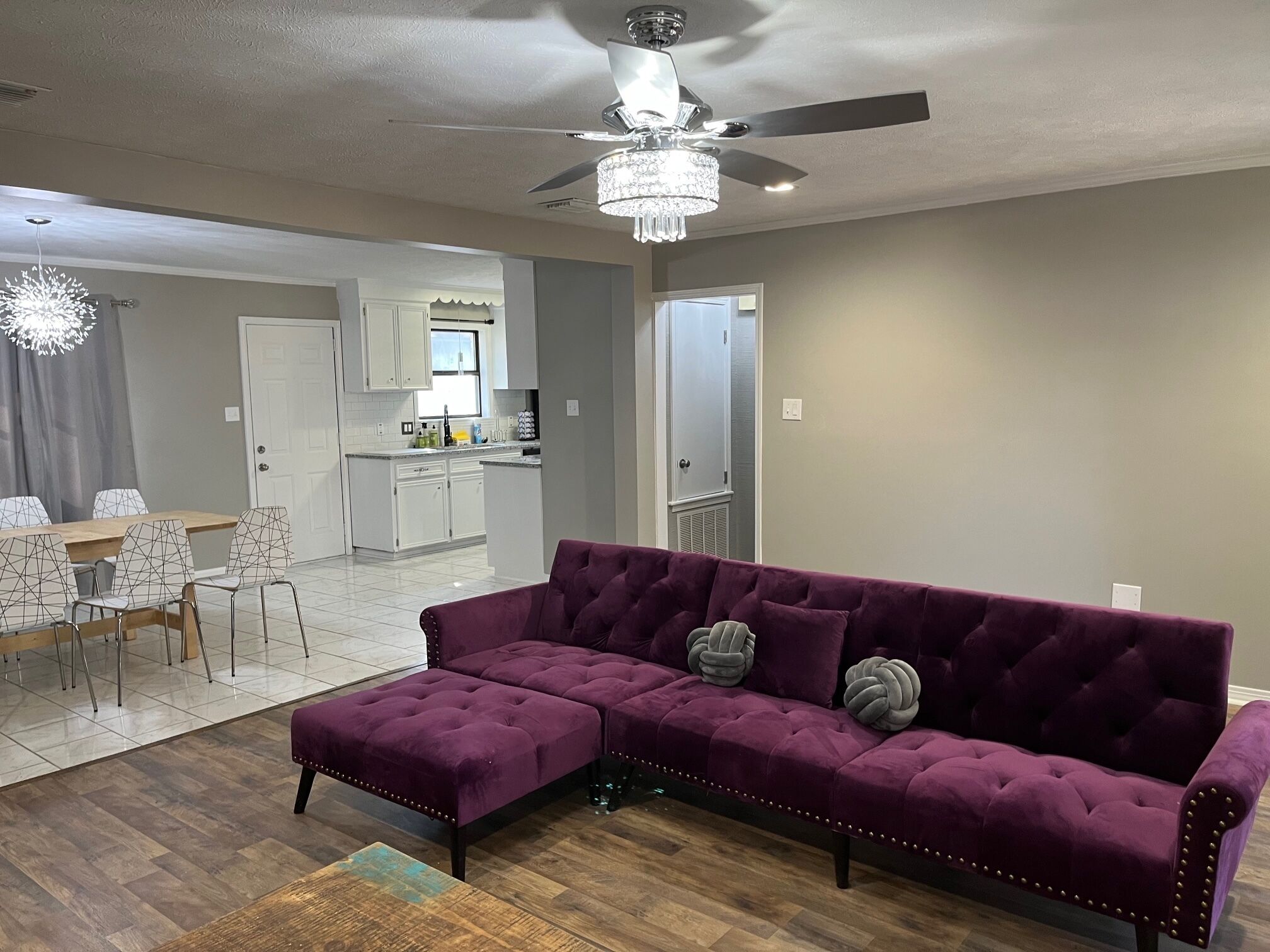 TV connectée, cheminée