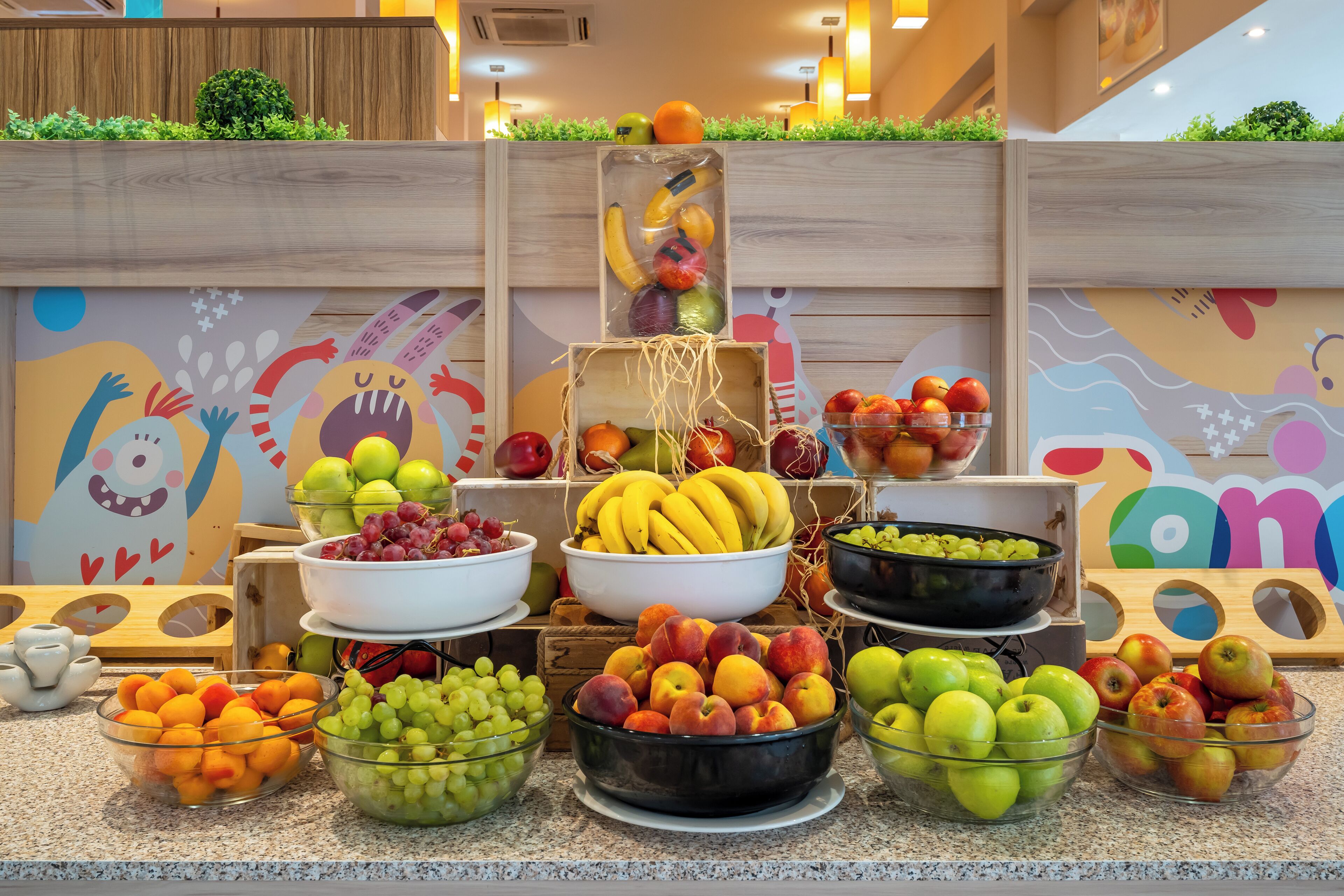 Café da manhã com buffet grátis todos os dias