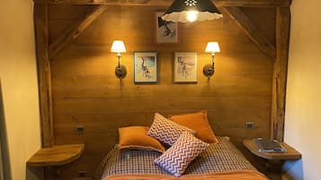 3 slaapkamers, een strijkplank/strijkijzer, gratis wifi, beddengoed