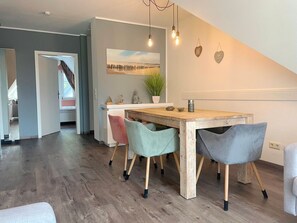 Dining - Hafenstrasse 34 - Apartment 8 - Comfortably furnished, cozy (Zingst)