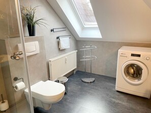 Unclassified image, 3 of 19, button