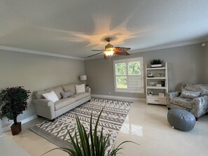 Smart TV, books, stereo, printers