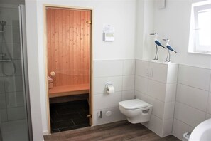 Shower, hair dryer, towels - 50.4.S Waterkant - Modern, high-quality vacation apartment, sauna, large balcony, (Wangerland)