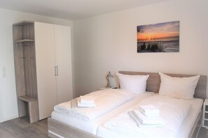 Unclassified image, 5 of 19, button - 49.2.N Nordkoje - Modern, high-quality vacation apartment, sauna, large balcony, (Wangerland)